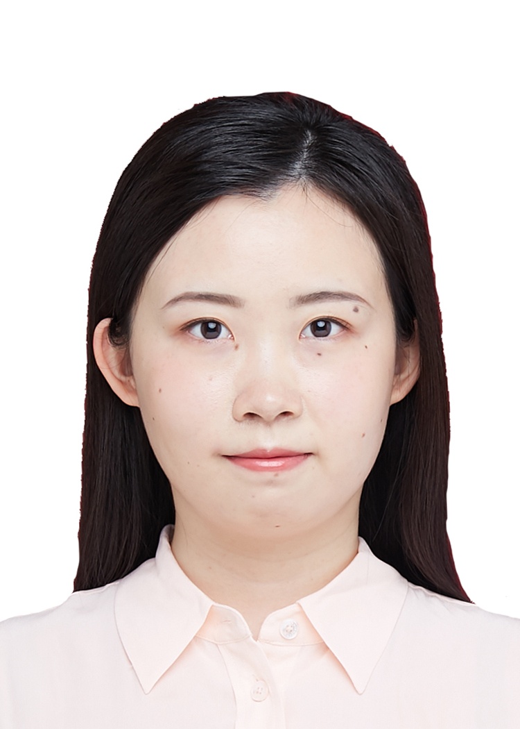 李夏-照片.JPG